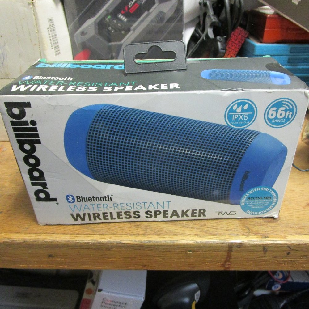 Bluetooth IPX5 Water Resistant Speaker - Blue